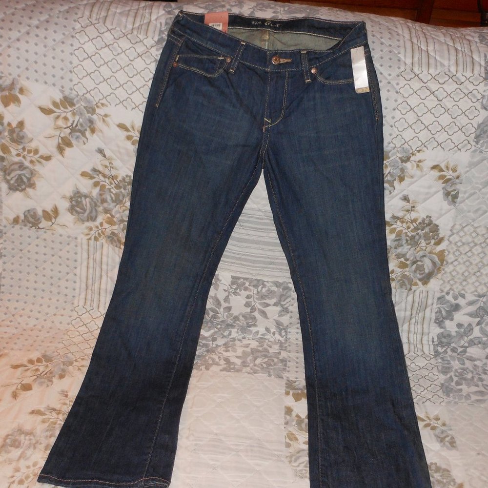 NWT Old Navy The Flirt Mid Rise Boot Cut Blue Jeans Women`s Size 4 Short 30x30